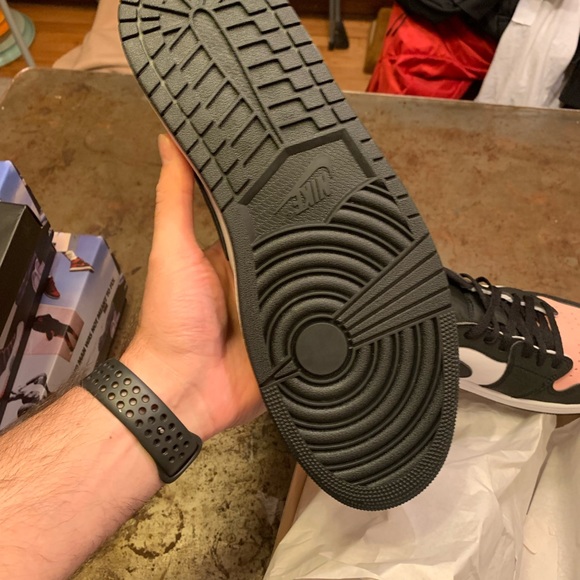 Jordan 1 Retro low og “Bleached Coral” DEADSTOCK RARE SIZE - Picture 14 of 15